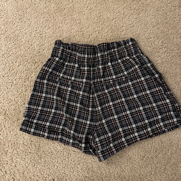 American Eagle Outfitters Plaid High Waist Shorts - Black and White - Picture 2 of 3